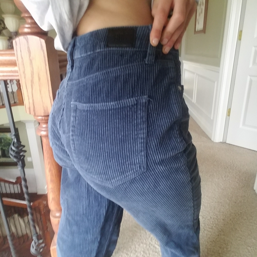 URBAN OUTFITTERS HIGHWAISTED CORDS